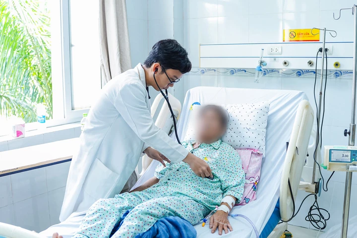 Tình trạng sức khỏe 2 nạn nhân trong vụ án mạng ở TP.HCM Tình trạng sức khỏe 2 nạn nhân trong vụ án mạng ở TP.HCM