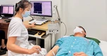 Tổn thương thần kinh, yếu tứ chi vì hít 50 quả bóng cười mỗi ngày