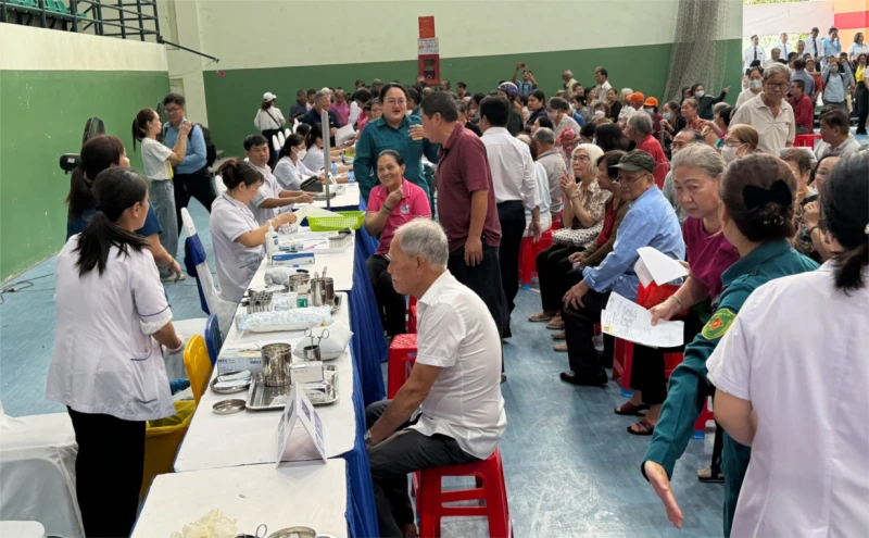 TP Hồ Chí Minh đồng loạt khám sức khỏe, tầm soát bệnh miễn phí cho người dân