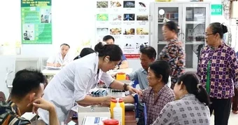 TP Hồ Chí Minh đưa bác sĩ bệnh viện lớn về trạm y tế, miễn phí chạy thận cho bệnh nhân nghèo