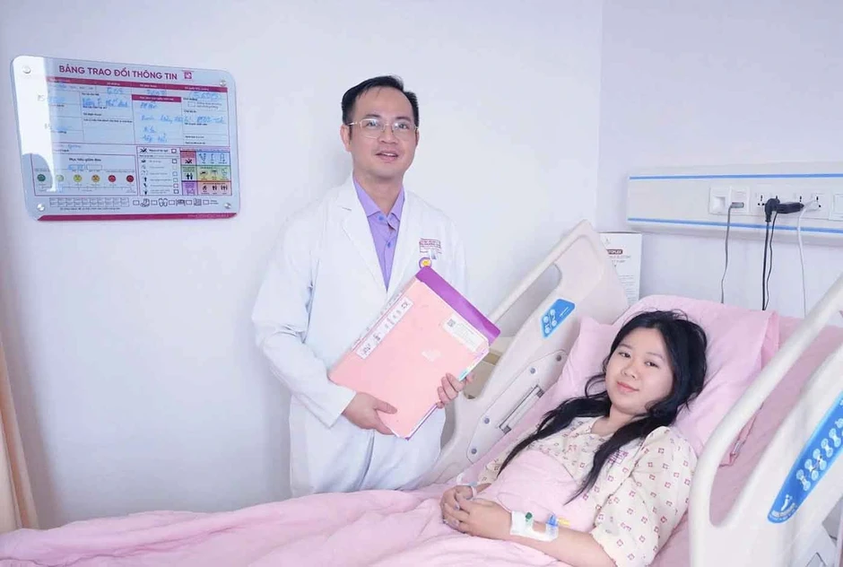 TP.HCM: Ca mổ khẩn giúp cô gái 23 tuổi giữ lại buồng trứng và thiên chức làm mẹ