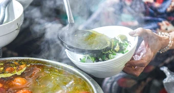 TPHCM cảnh báo khẩn sau loạt vụ ngộ độc thực phẩm