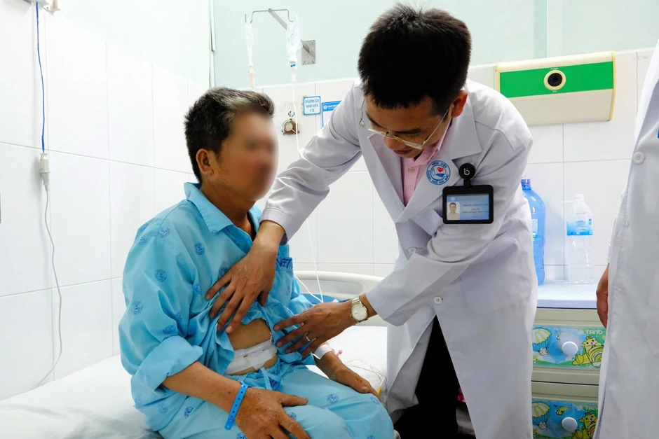 TPHCM: Liên tục cấp cứu các trường hợp lâm nguy vì tai nạn phổ biến khi ăn