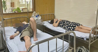 TPHCM: Nhiều người nhập viện sau khi ăn bánh mì cùng một tiệm