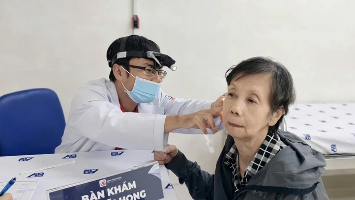 TPHCM: Sôi nổi ngày đầu tiên khám sức khỏe miễn phí tại Bệnh viện An Bình theo chương trình của TP TPHCM: Sôi nổi ngày đầu tiên khám sức khỏe miễn phí tại Bệnh viện An Bình theo chương trình của TP