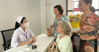 TPHCM tăng cường bác sĩ cho trạm y tế, hướng tới miễn viện phí cơ bản
