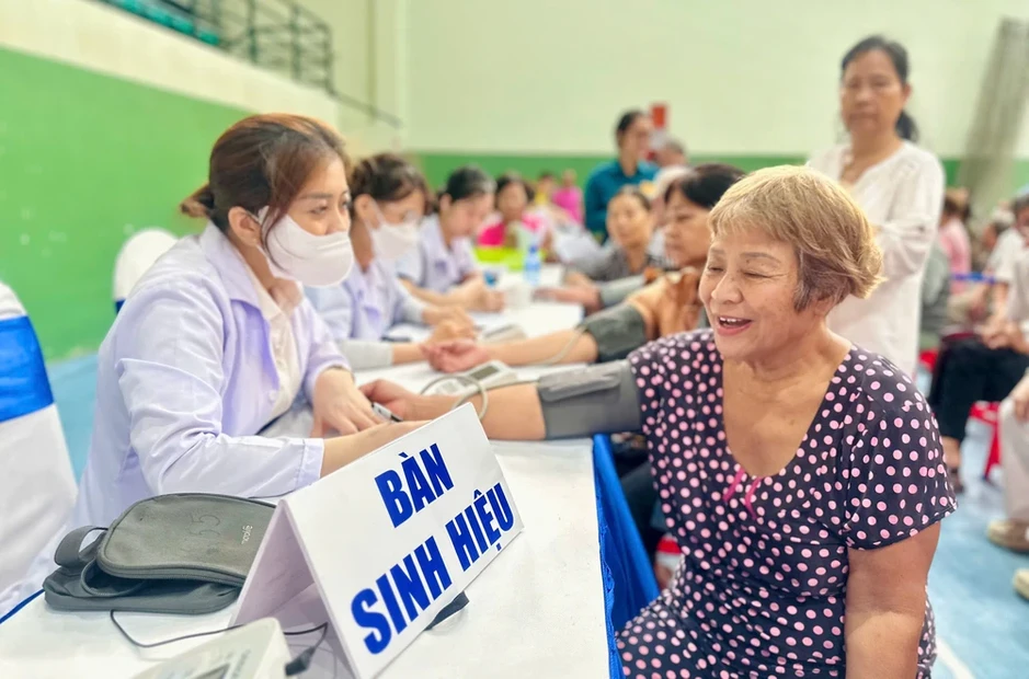 TP.HCM triển khai hồ sơ sức khỏe điện tử toàn dân gắn với mã định danh cá nhân TP.HCM triển khai hồ sơ sức khỏe điện tử toàn dân gắn với mã định danh cá nhân