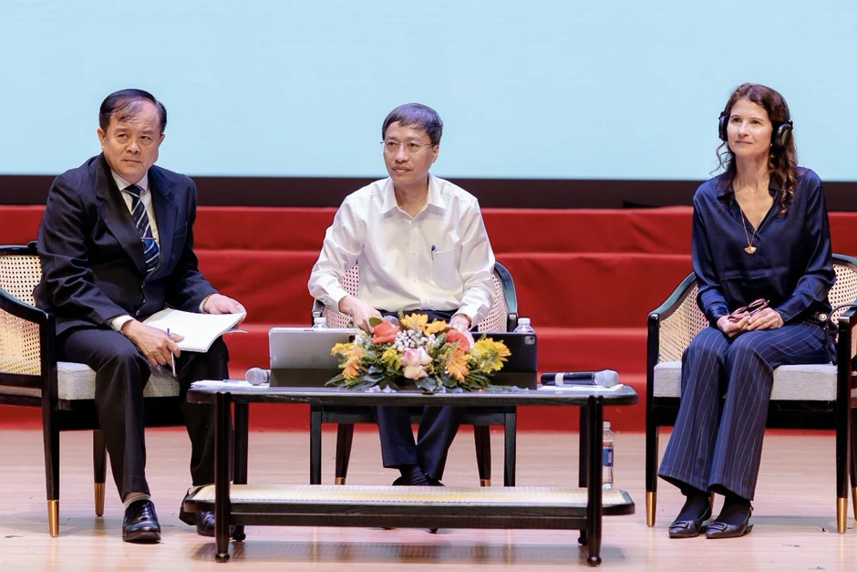 TPHCM xác định thời điểm tất cả người dân có "hộ chiếu sức khỏe suốt đời" TPHCM xác định thời điểm tất cả người dân có "hộ chiếu sức khỏe suốt đời"
