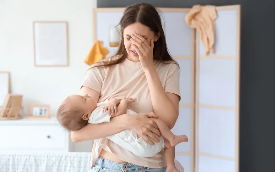 Trầm cảm sau sinh: "Hết triệu chứng" chưa phải là kết thúc Trầm cảm sau sinh: "Hết triệu chứng" chưa phải là kết thúc