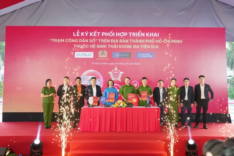 Trạm Công dân số - sáng kiến đưa tiện ích số đến “gần dân, sát dân” hơn Trạm Công dân số - sáng kiến đưa tiện ích số đến “gần dân, sát dân” hơn