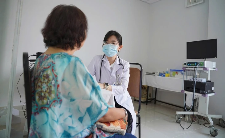 Trạm y tế chủ động chăm sóc sức khỏe tận nhà cho người bệnh Trạm y tế chủ động chăm sóc sức khỏe tận nhà cho người bệnh