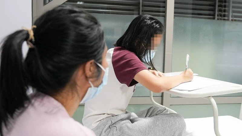 Tránh “cưa xương ức” lần hai, bé 14 tuổi được thay van tim qua da chỉ trong 2 giờ