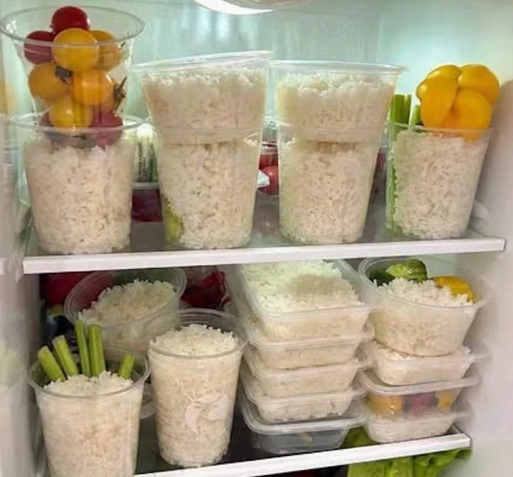 Trào lưu nấu cơm một lần ăn cả tuần dễ có vi khuẩn gây ngộ độc Trào lưu nấu cơm một lần ăn cả tuần dễ có vi khuẩn gây ngộ độc