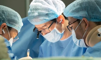 Trào ngược, rượu bia, thuốc lá dễ gây ung thư thực quản