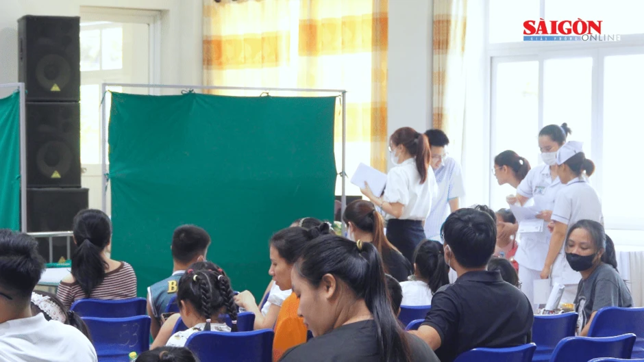 Trẻ bước vào tuổi dậy thì sớm gia tăng