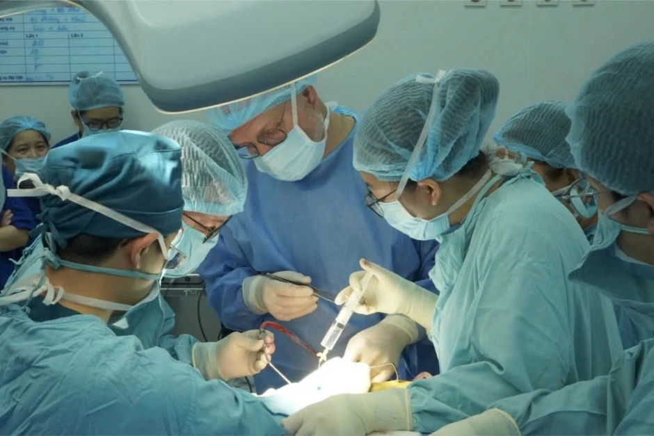Trẻ điếc bẩm sinh nặng có thêm cơ hội phục hồi thính giác Trẻ điếc bẩm sinh nặng có thêm cơ hội phục hồi thính giác
