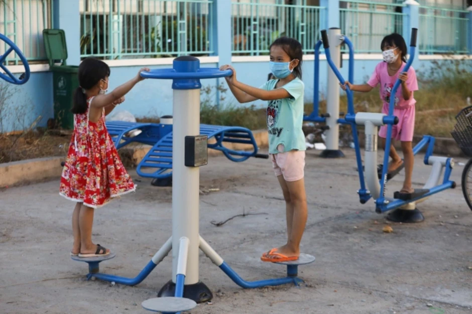 Trẻ rối loạn tâm lý bởi cô đơn trong chính ngôi nhà của mình Trẻ rối loạn tâm lý bởi cô đơn trong chính ngôi nhà của mình