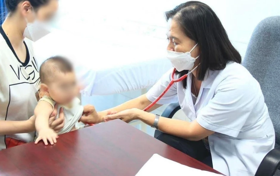 Trẻ sơ sinh trước ‘cơn bão’ mắc virus hợp bào hô hấp nguy hiểm Trẻ sơ sinh trước ‘cơn bão’ mắc virus hợp bào hô hấp nguy hiểm