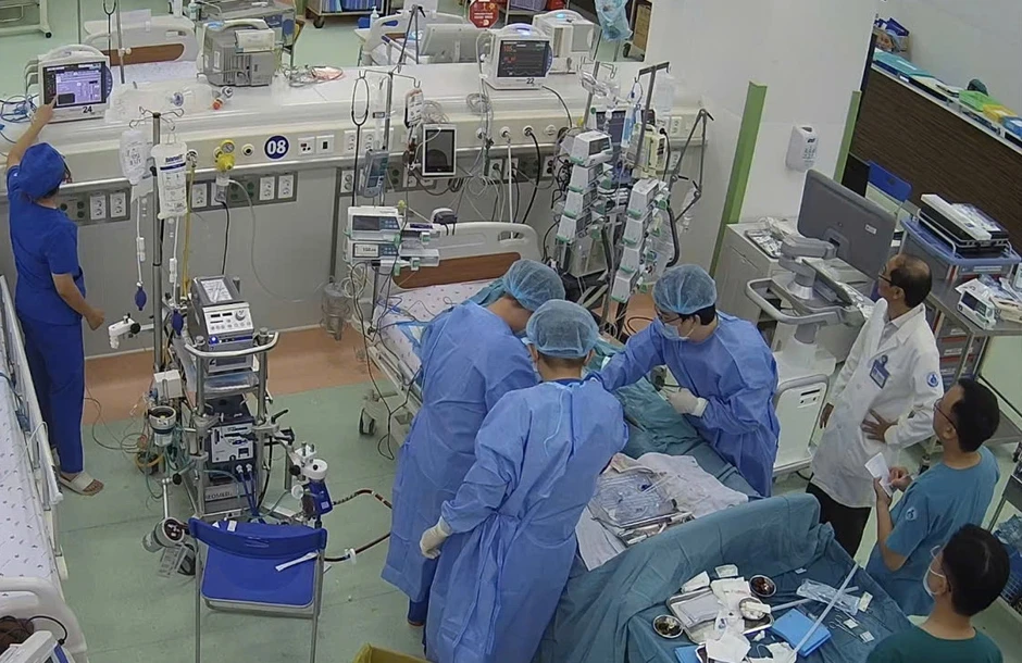 Trẻ suýt mất mạng vì căn bệnh nguy hiểm có biểu hiện giống cảm cúm Trẻ suýt mất mạng vì căn bệnh nguy hiểm có biểu hiện giống cảm cúm
