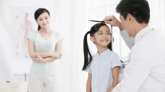 Trẻ uống sữa chắc chắn sẽ cao lên?