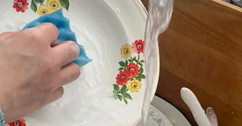 Trong nhà có 4 loại bát đĩa này nên vứt bỏ ngay! Đừng để cả nhà âm thầm "nuốt độc"