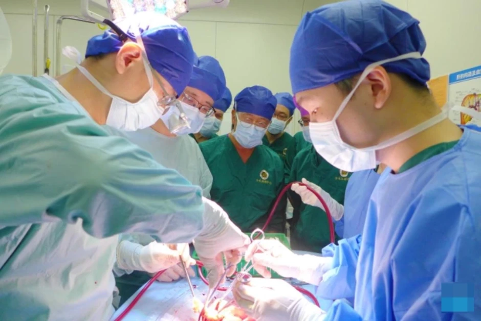 Trung Quốc chế tạo thiết bị bảo quản nội tạng hiến tặng trong nhiều ngày Trung Quốc chế tạo thiết bị bảo quản nội tạng hiến tặng trong nhiều ngày