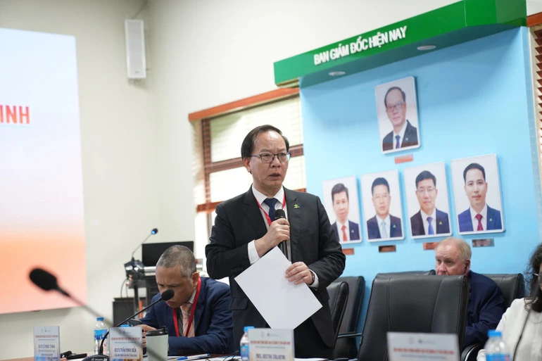 Trung tâm Tim mạch, Bệnh viện Nhi Trung ương được vinh danh “Trung tâm Tim mạch xuất sắc” Trung tâm Tim mạch, Bệnh viện Nhi Trung ương được vinh danh “Trung tâm Tim mạch xuất sắc”