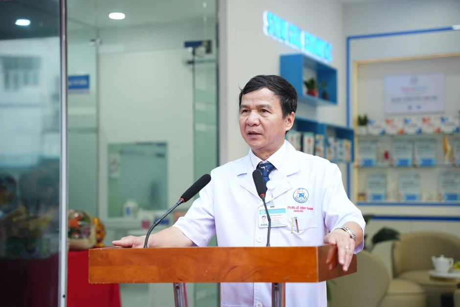 Trung tâm Y học tái tạo và phục hồi: Bước tiến trong chăm sóc sức khỏe toàn diện Trung tâm Y học tái tạo và phục hồi: Bước tiến trong chăm sóc sức khỏe toàn diện