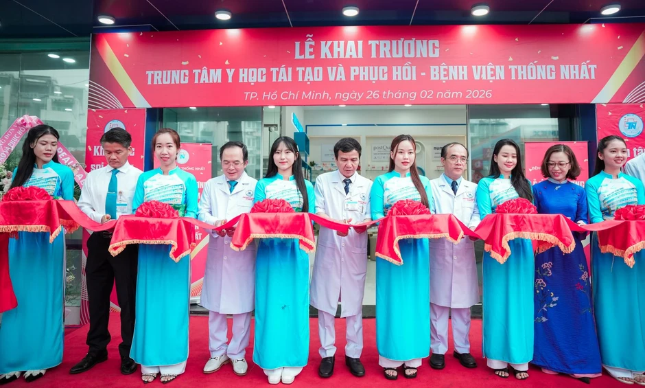 Trung tâm Y học tái tạo và phục hồi: Bước tiến trong chăm sóc sức khỏe toàn diện Trung tâm Y học tái tạo và phục hồi: Bước tiến trong chăm sóc sức khỏe toàn diện