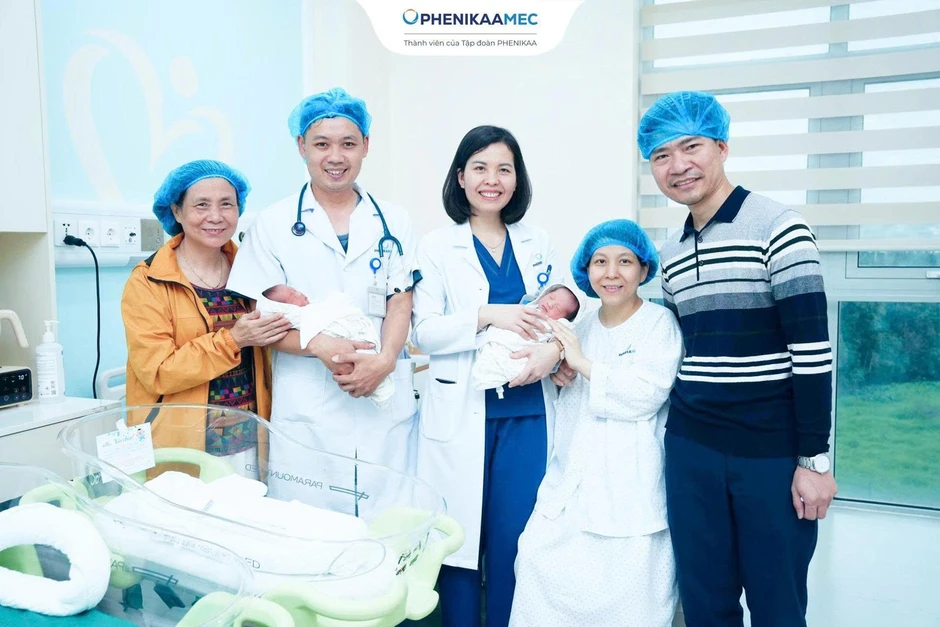 TS. BS Nguyễn Thị Sim: 'Mỗi người phụ nữ xứng đáng được yêu thương và chăm sóc trọn vẹn' TS. BS Nguyễn Thị Sim: 'Mỗi người phụ nữ xứng đáng được yêu thương và chăm sóc trọn vẹn'