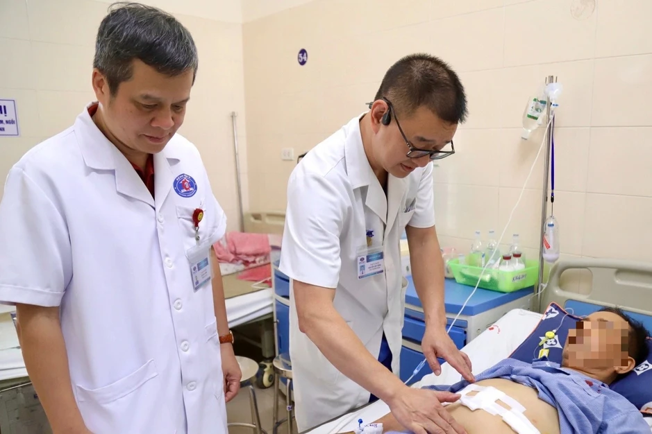Từ dấu hiệu tưởng viêm tiết niệu, người đàn ông bị ung thư tuyến tiền liệt Từ dấu hiệu tưởng viêm tiết niệu, người đàn ông bị ung thư tuyến tiền liệt