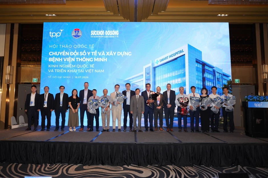Từ Hà Nội đến TP Hồ Chí Minh: Dấu ấn chuỗi hội thảo quốc tế mở đường cho chuyển đổi số y tế Việt Nam Từ Hà Nội đến TP Hồ Chí Minh: Dấu ấn chuỗi hội thảo quốc tế mở đường cho chuyển đổi số y tế Việt Nam
