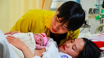 Từ 'mỗi nhà hai con' đến nỗi lo ngại sinh