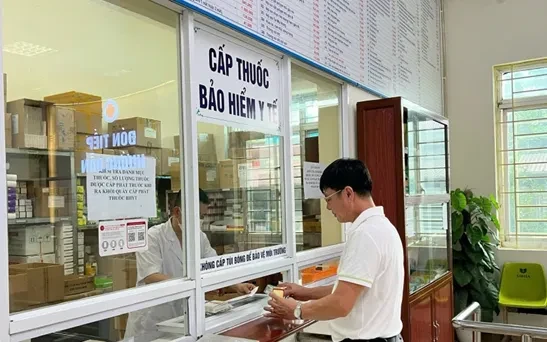 Từ ngày 1/7, khám ngoại trú trái tuyến sẽ được bảo hiểm y tế thanh toán 50% Từ ngày 1/7, khám ngoại trú trái tuyến sẽ được bảo hiểm y tế thanh toán 50%
