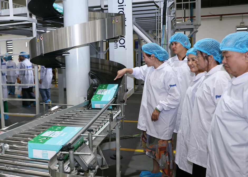 Từ tuổi 50, chủ động chăm sóc sức khỏe bằng nguồn sữa giàu dinh dưỡng cho giai đoạn hoàng kim