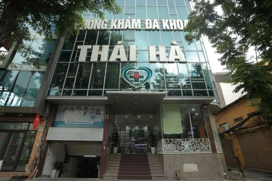 Từ vụ Phòng khám đa khoa Thái Hà: Khi quyền lực chuyên môn của bác sĩ bị đặt trước bài toán lợi nhuận Từ vụ Phòng khám đa khoa Thái Hà: Khi quyền lực chuyên môn của bác sĩ bị đặt trước bài toán lợi nhuận