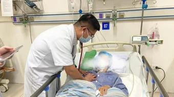 Tự ý bỏ thuốc điều trị đái tháo đường, người phụ nữ suýt mất mạng vì biến chứng