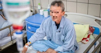 Tưởng bệnh vặt đi khám mới biết ung thư: Bác sĩ Bạch Mai chỉ nhóm nguy cơ