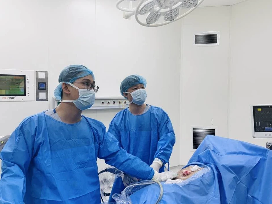 Tưởng bị viêm nhiễm, đi khám bàng hoàng phát hiện ung thư: Bác sĩ cảnh báo dấu hiệu nhiều người dễ bỏ qua