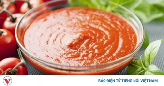 Tương ớt: Gia vị “gây nghiện” nhưng ăn nhiều có tốt?