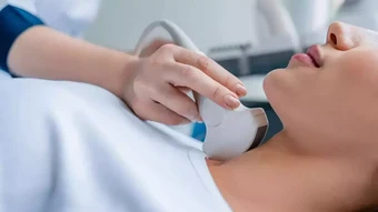 Tuyến giáp bị 'cắt oan' bởi nỗi sợ ung thư