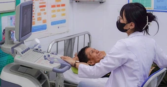 Tỷ lệ khám sức khỏe ở TPHCM mới đạt 1,8%, có nơi chỉ vài người được khám