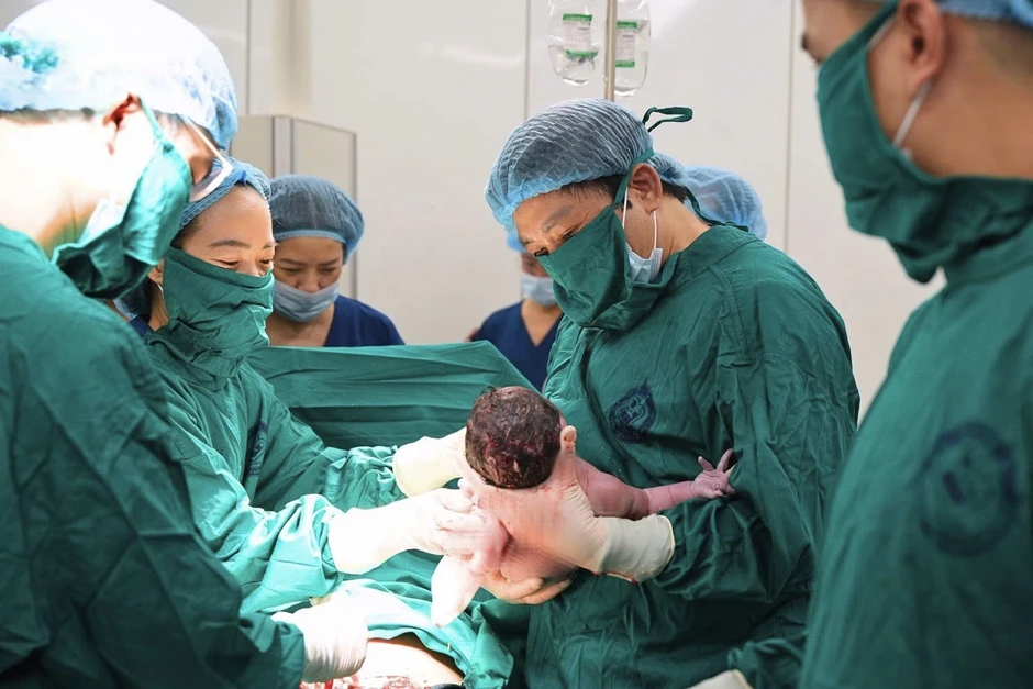 Tỷ số giới tính khi sinh ở Việt Nam còn 110 bé trai/100 bé gái Tỷ số giới tính khi sinh ở Việt Nam còn 110 bé trai/100 bé gái