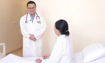 U lành tính trong phổi người phụ nữ - Báo TinVina