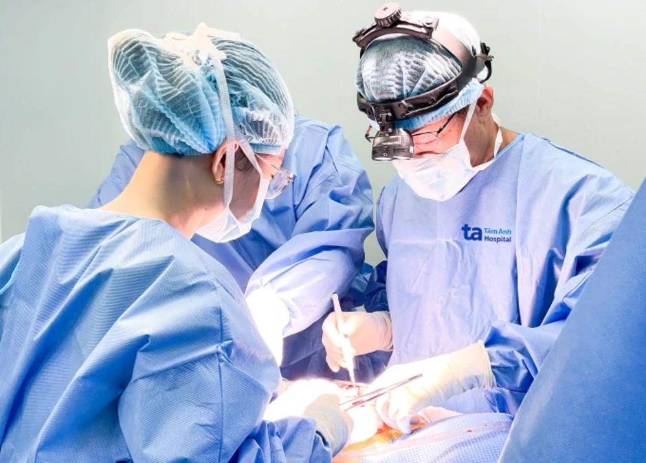 U tuyến giáp 'lạc chỗ' trong lồng ngực - Báo TinVina U tuyến giáp 'lạc chỗ' trong lồng ngực - Báo TinVina