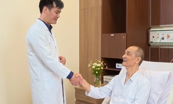 Ung thư tuyến nước bọt di căn gan sau một năm điều trị - Báo TinVina