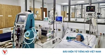 Uống hơn 30 viên thuốc hạ huyết áp, bệnh nhân sốc giãn mạch, phải lọc máu liên tục