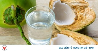 Uống nước dừa có giúp giảm tiểu buốt? Sự thật không phải ai cũng biết