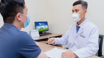 Uống nước lá cây sau mổ phì đại tuyến tiền liệt được không? - Báo TinVina