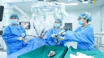Uống thuốc dân gian có làm 'teo' u phổi? - Báo TinVina